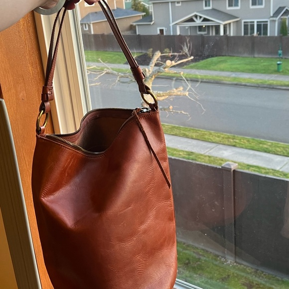 Madewell Elegant Brown Leather Bucket Bag - Picture 8 of 8